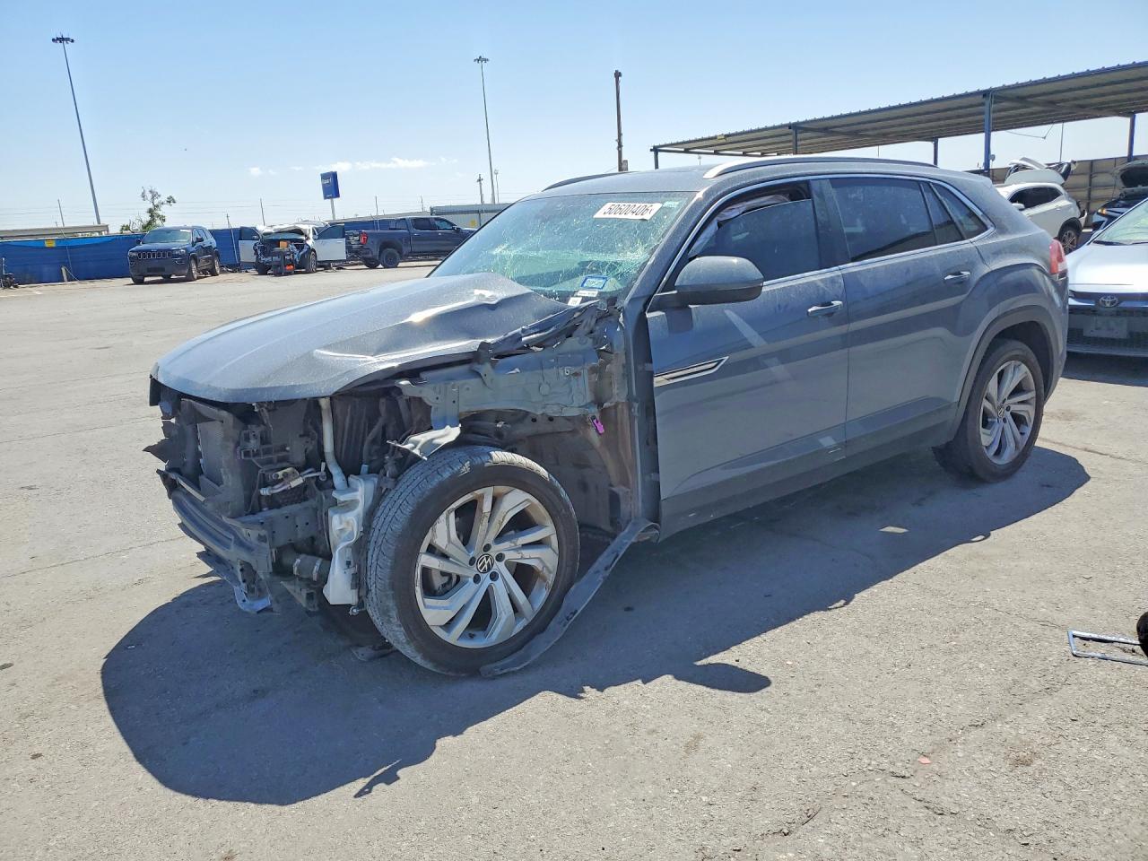 Salvage Volkswagen Atlas Image