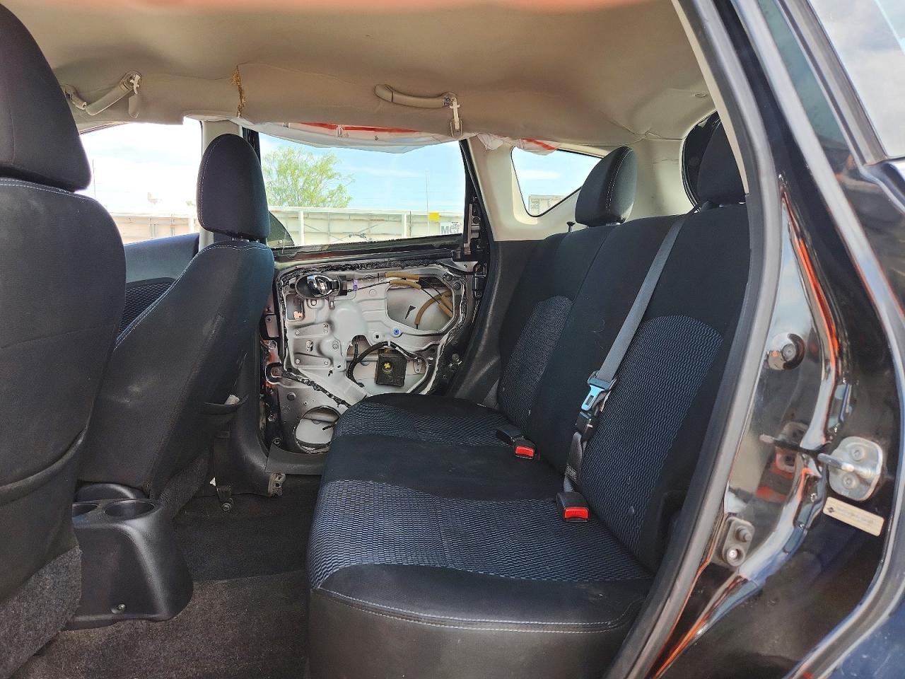Nissan Versa Sv