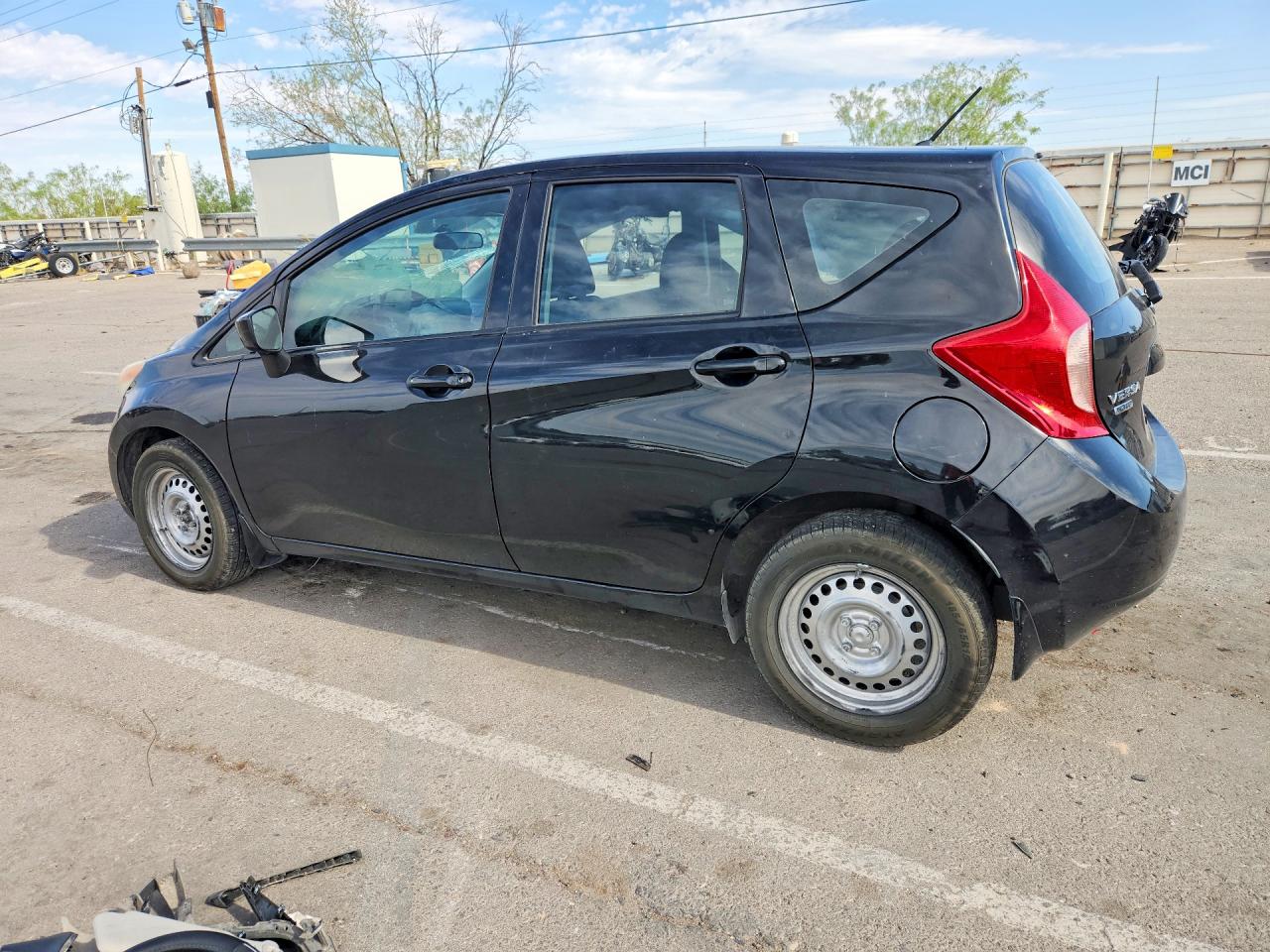 Nissan Versa Sv