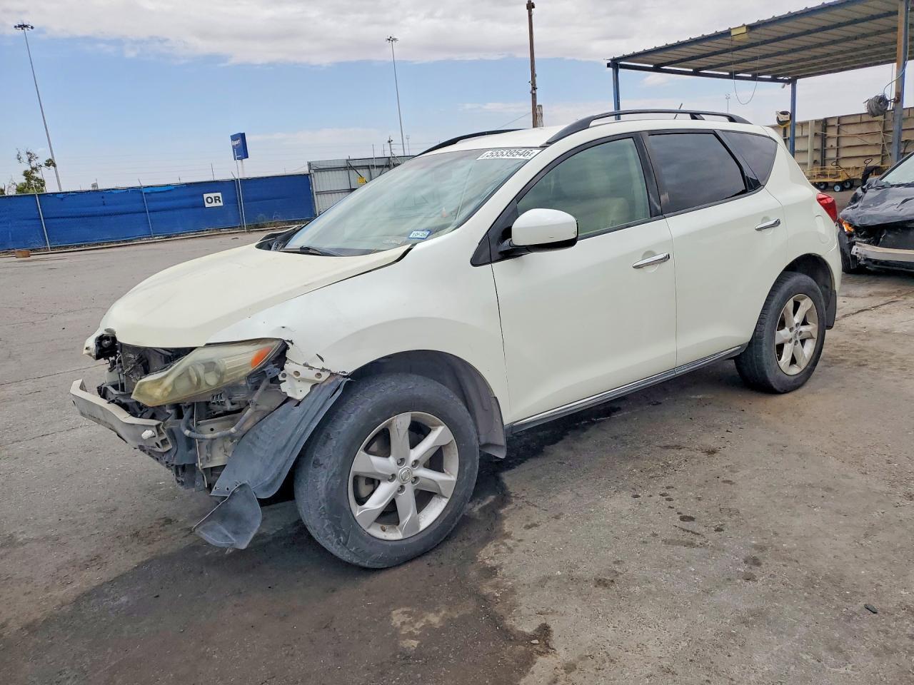 Salvage Nissan Murano Image
