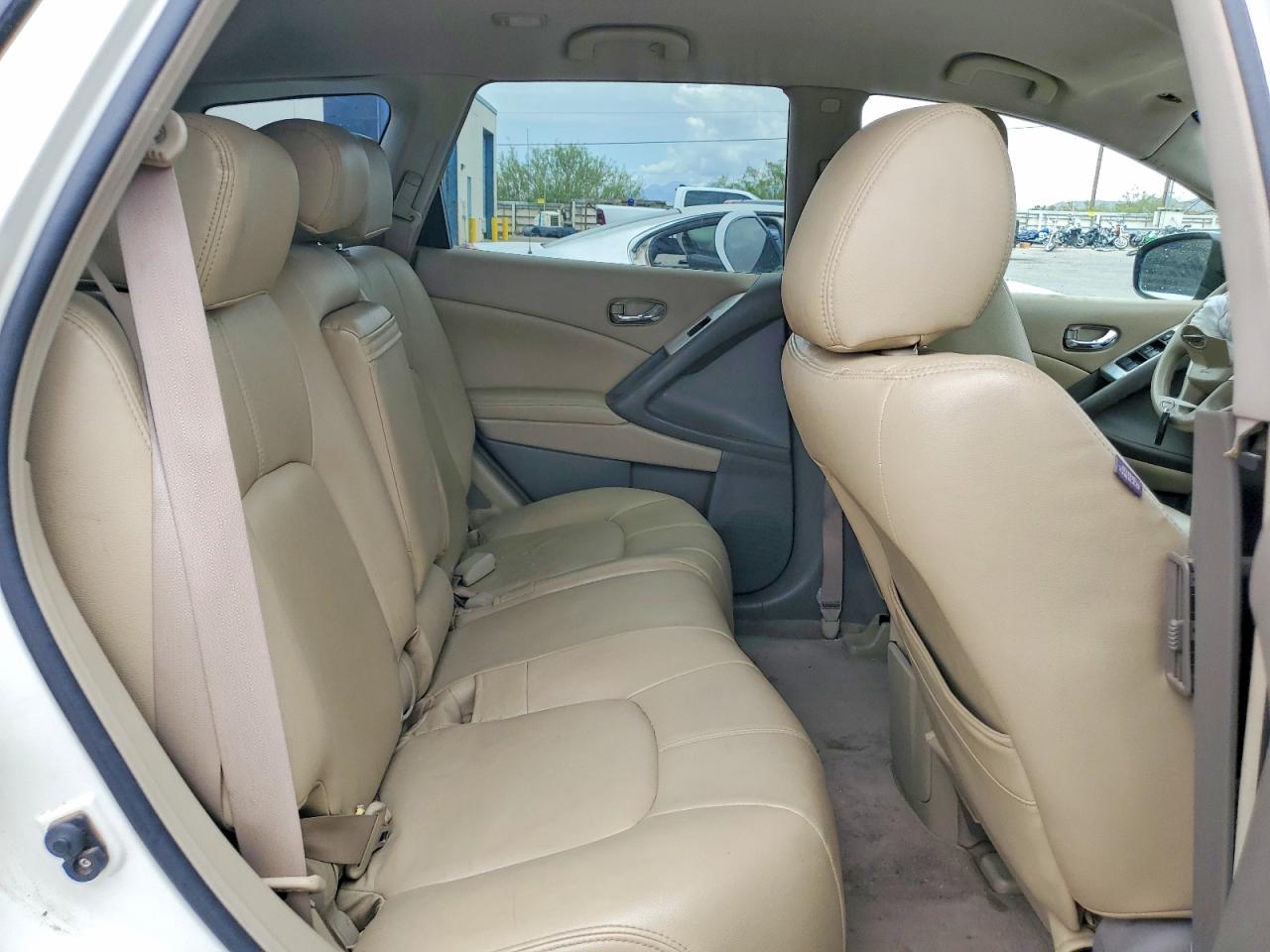 Nissan Murano S