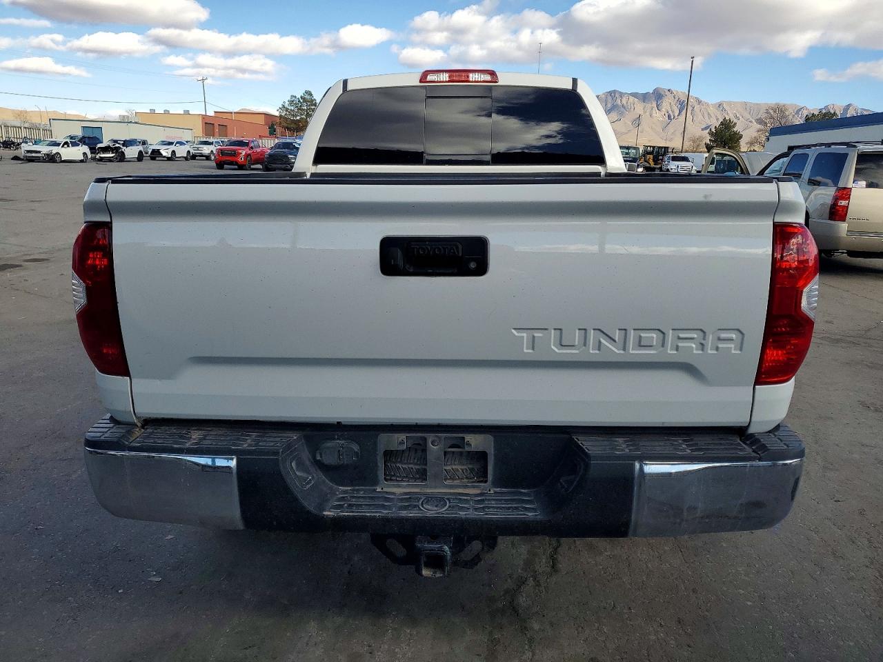 Toyota Tundra Sr5