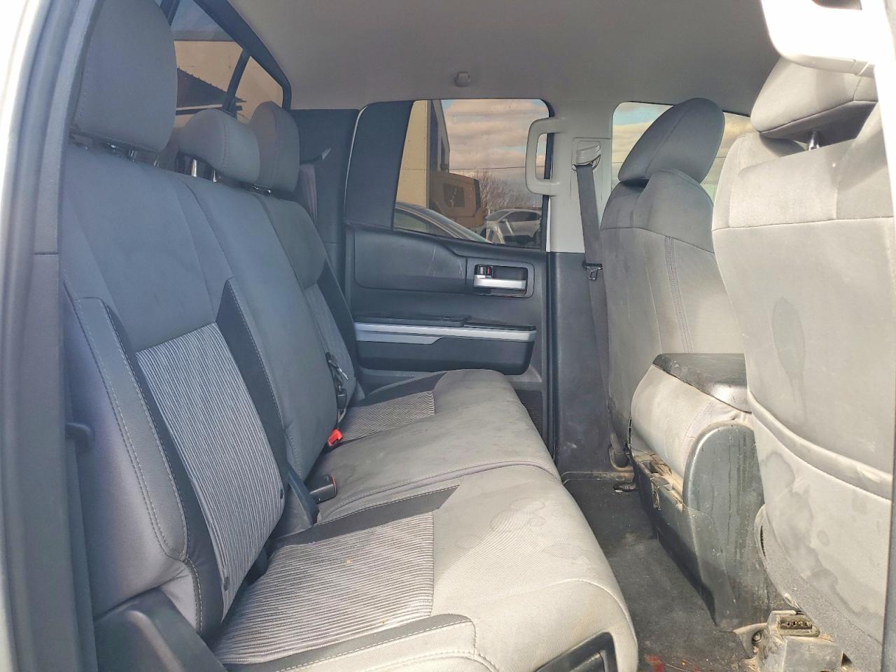 Toyota Tundra Sr5