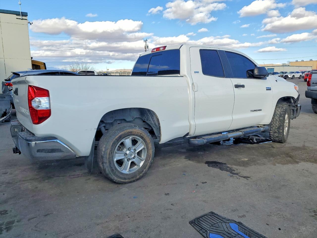 Toyota Tundra Sr5