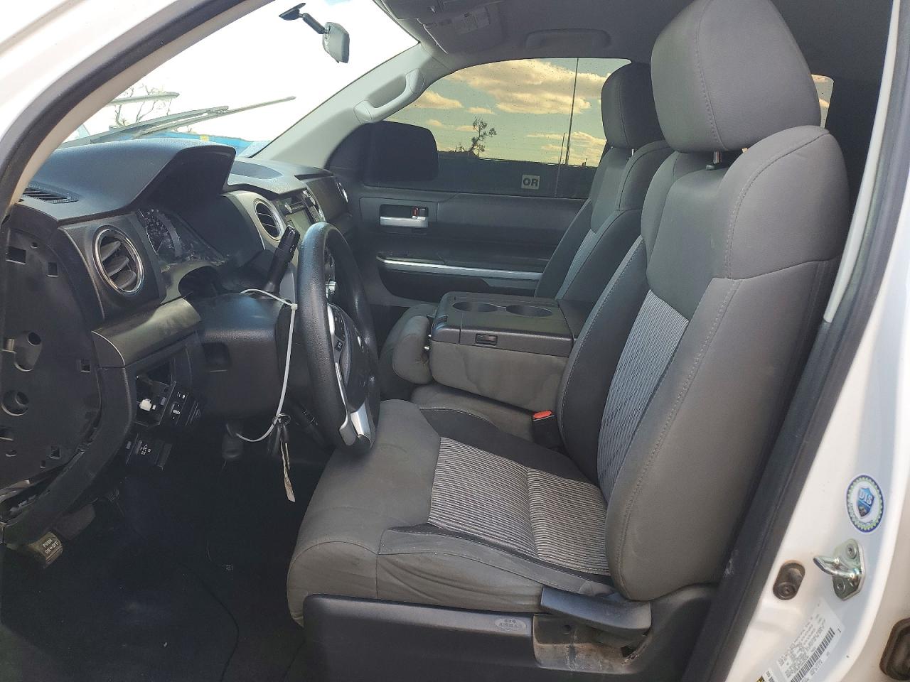 Toyota Tundra Sr5