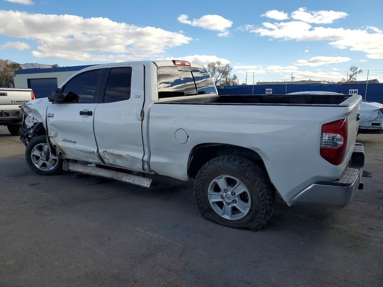 Toyota Tundra Sr5