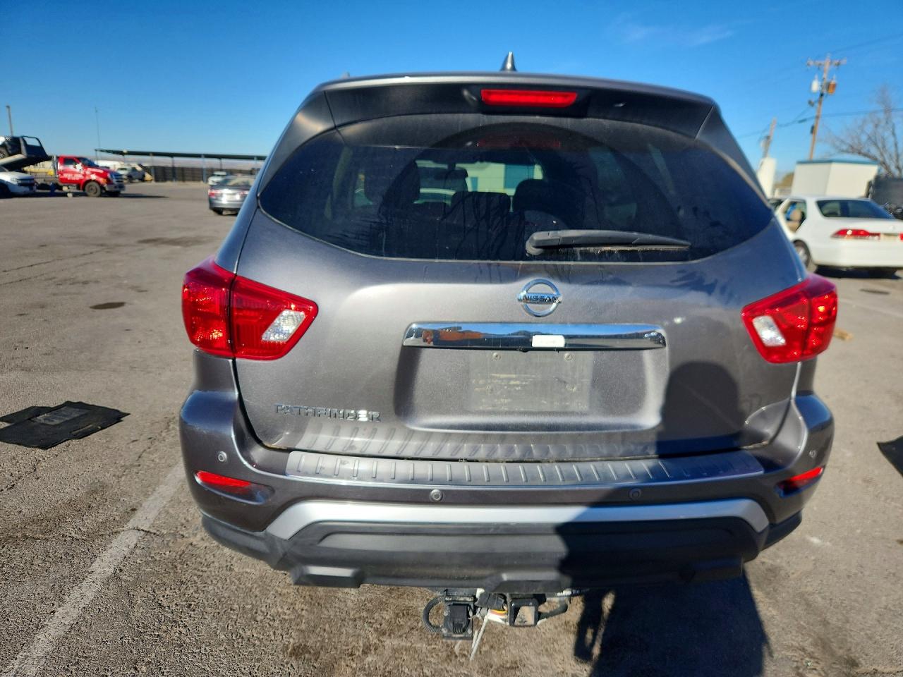 Nissan Pathfinder S