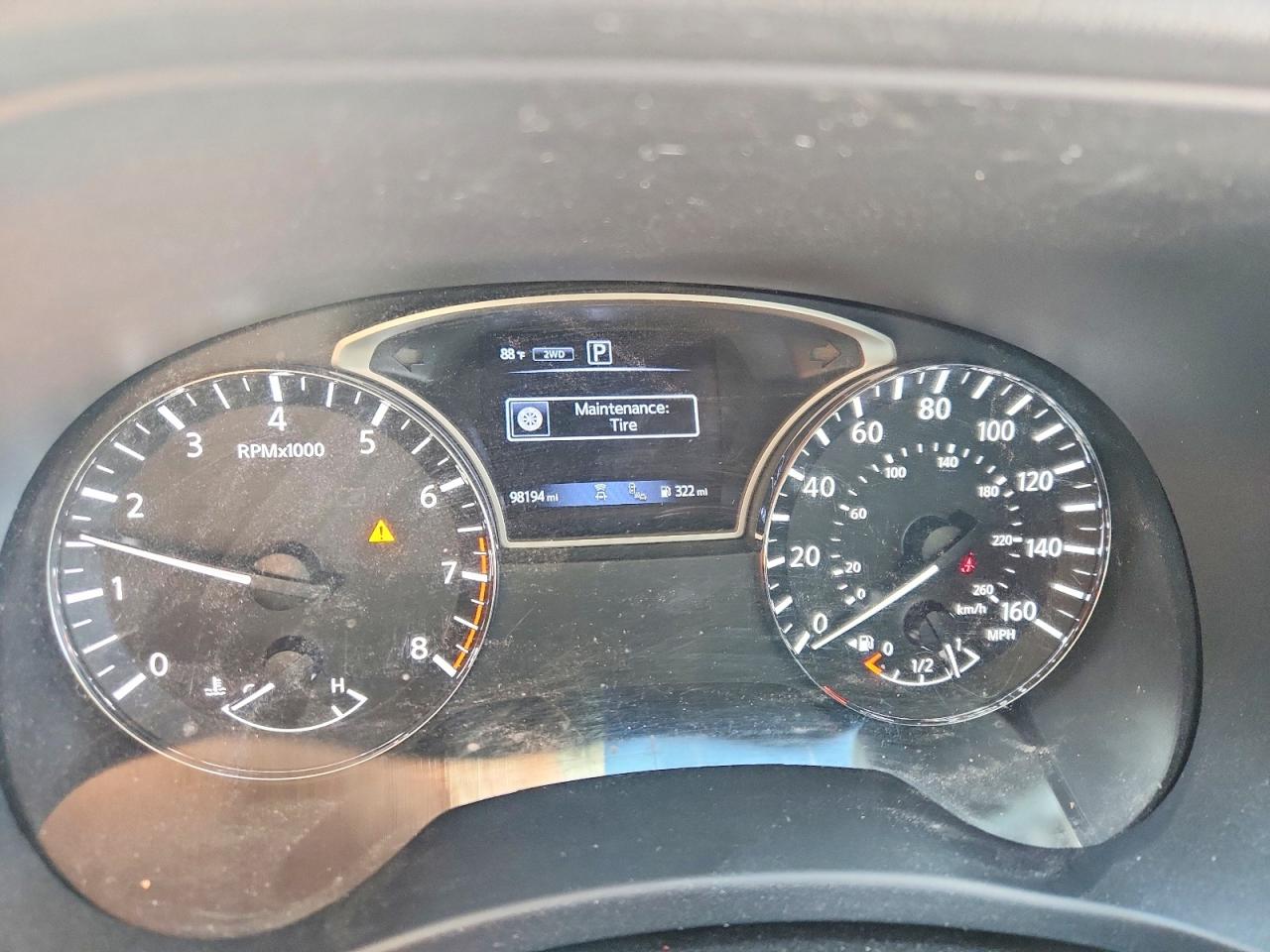 Nissan Pathfinder Sv