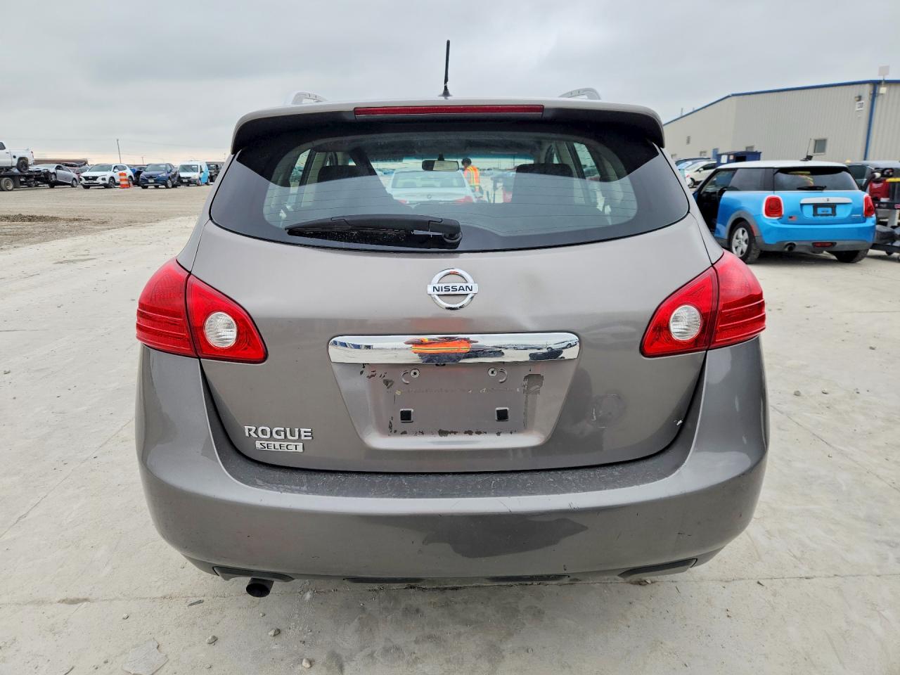 Nissan Rogue S
