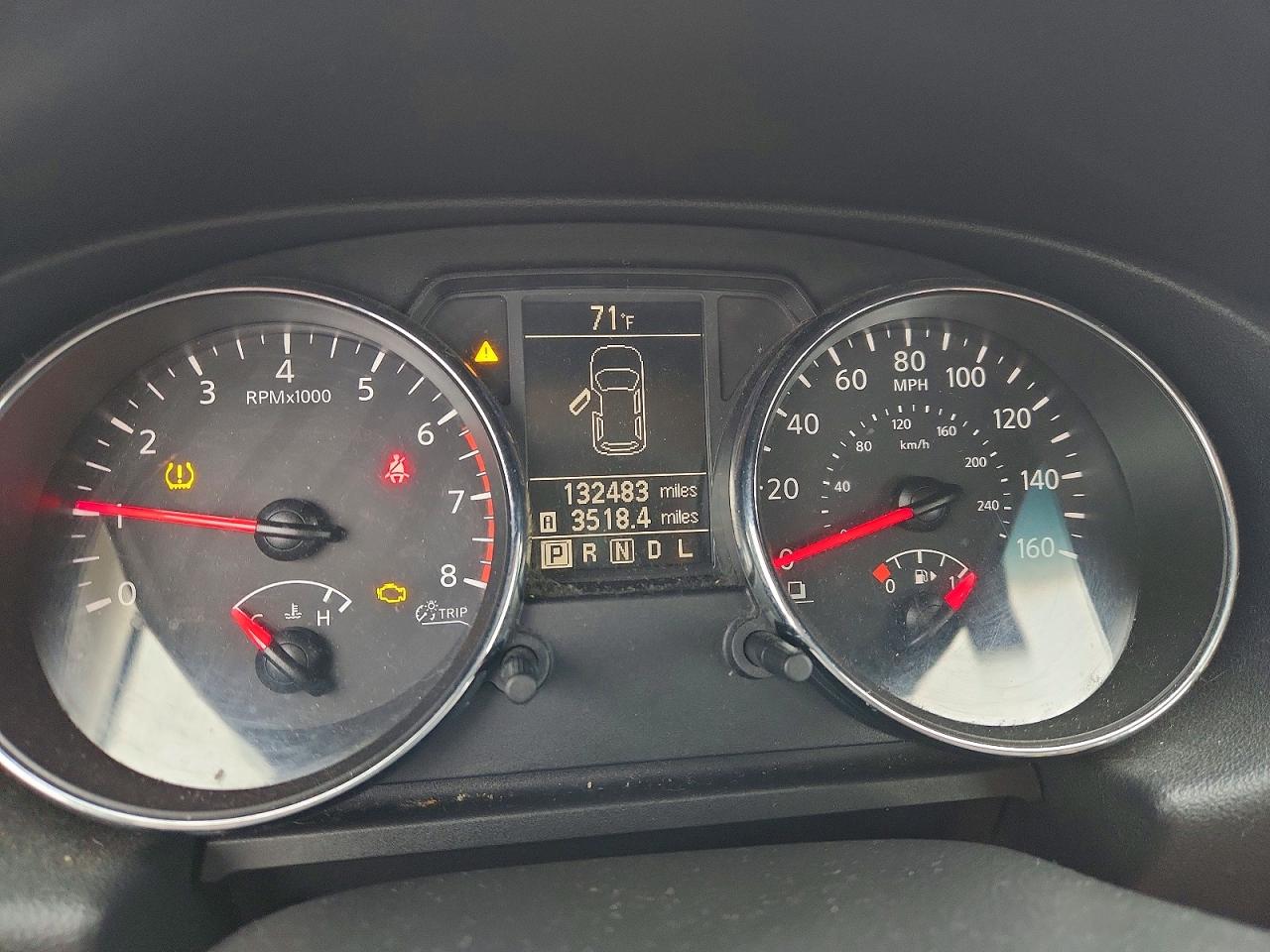 Nissan Rogue S
