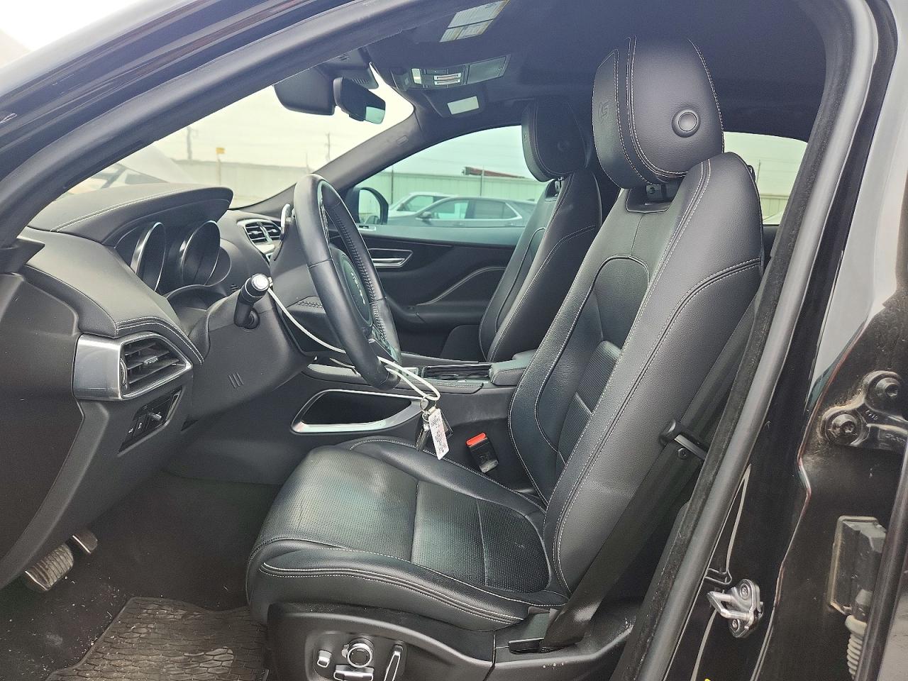 Jaguar F-PACE S
