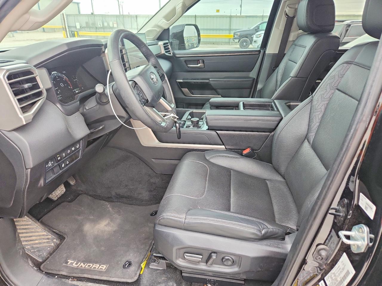 Toyota Tundra Crewmax Limited