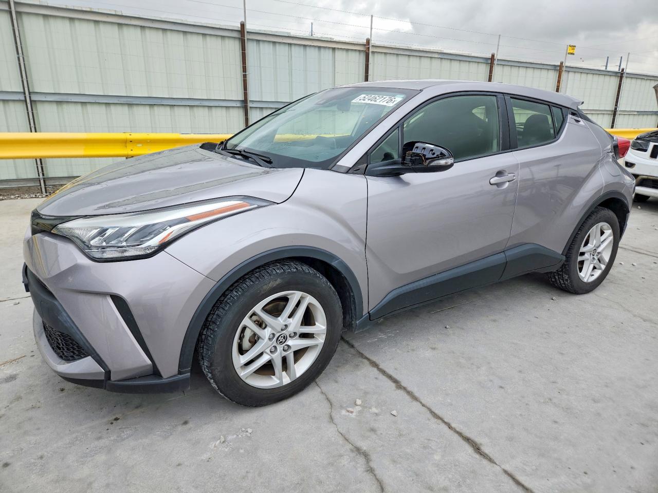 Salvage Toyota C-HR Image