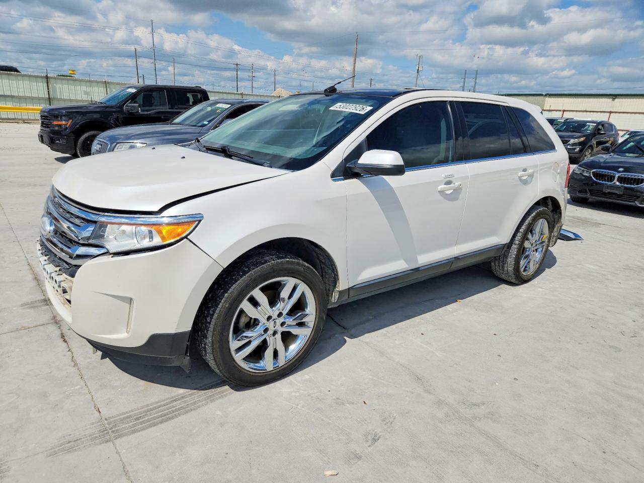 Salvage Ford Edge Image