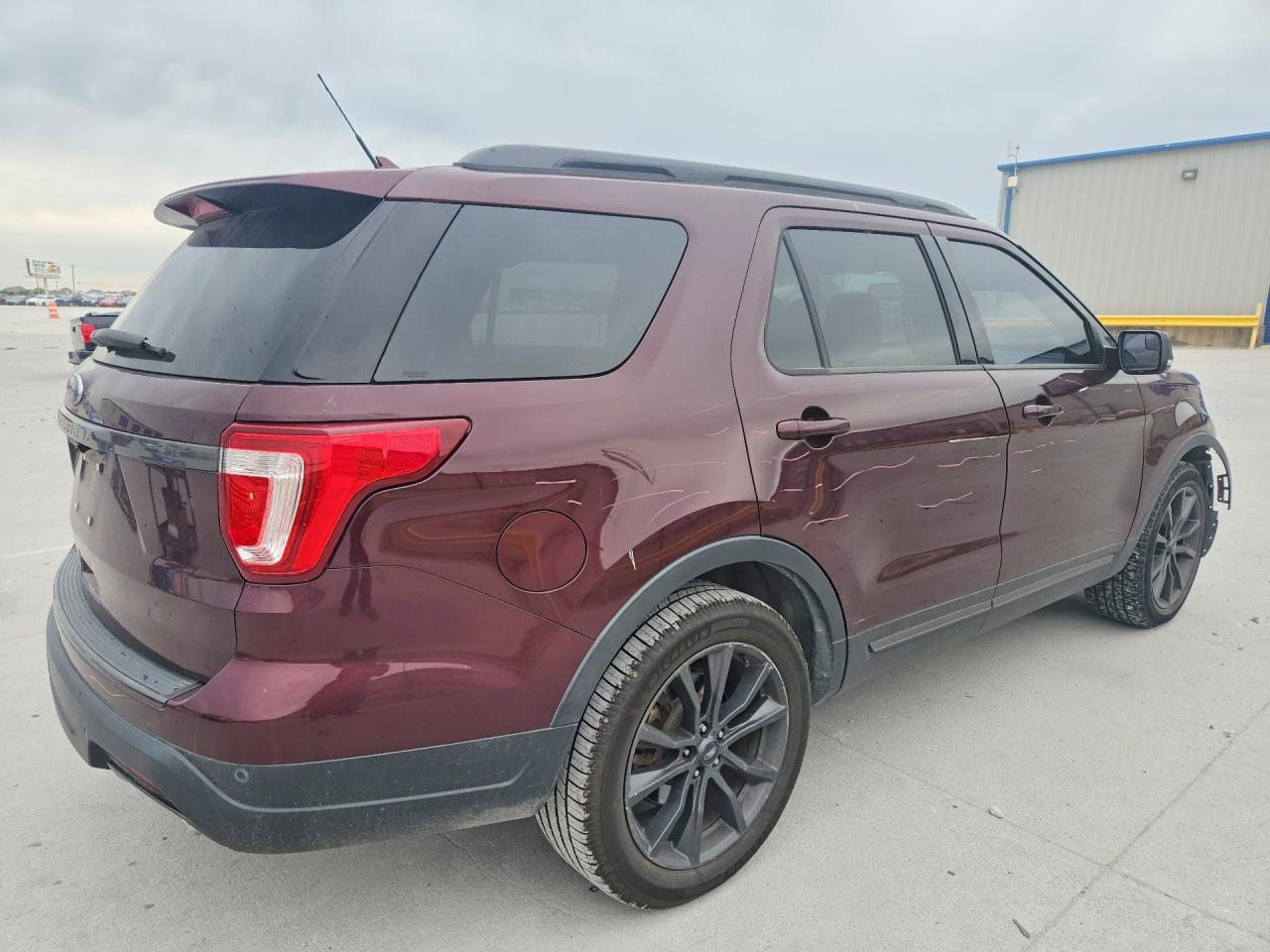 Ford Explorer Xlt