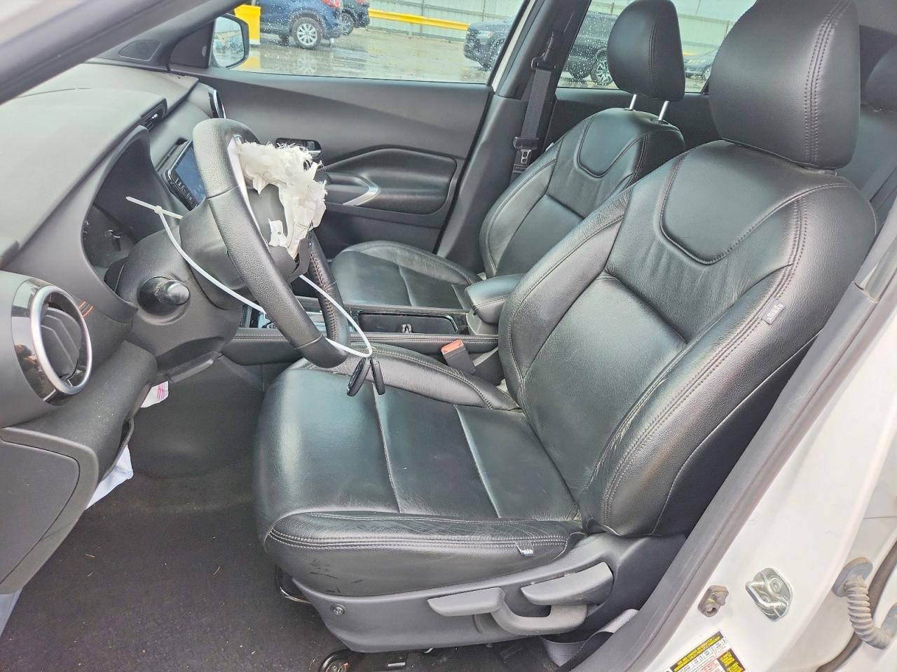 Nissan Kicks Sr