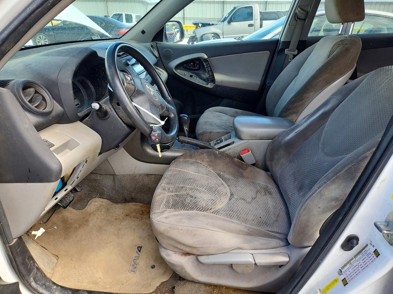 Toyota RAV4 Base