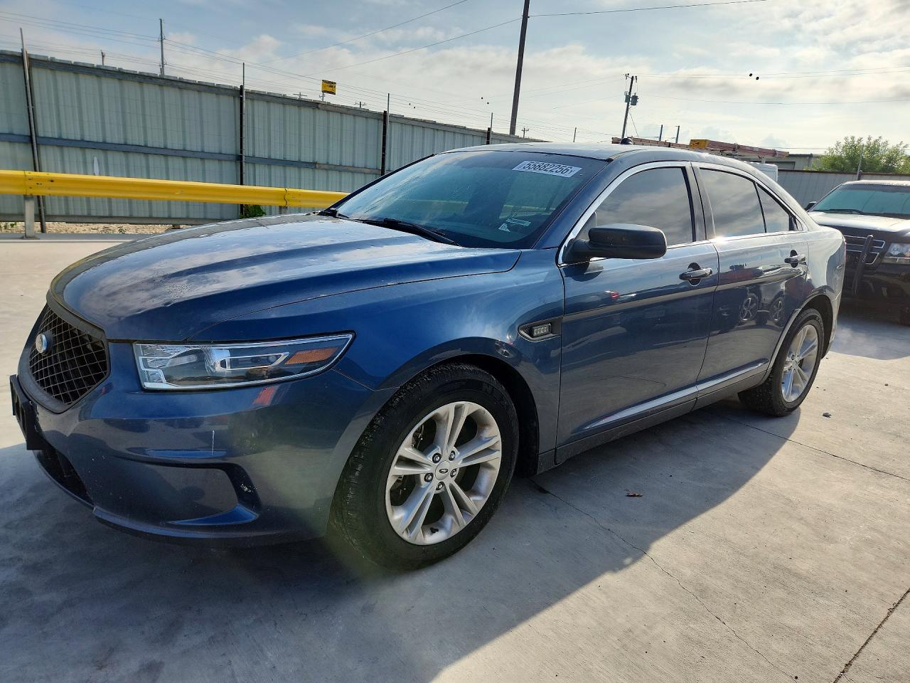 Salvage Ford Taurus Image