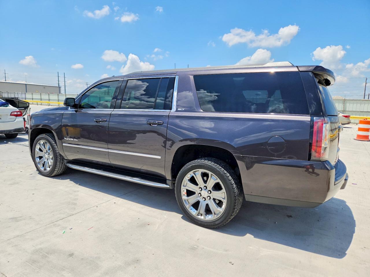 GMC Yukon K1500 Slt