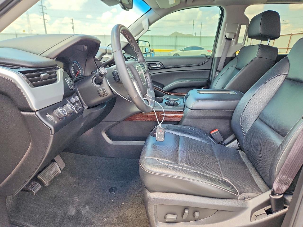 GMC Yukon K1500 Slt
