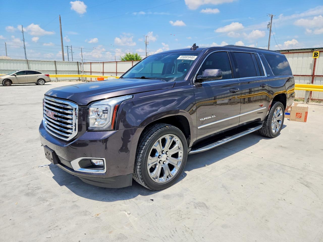 Salvage GMC Yukon Image