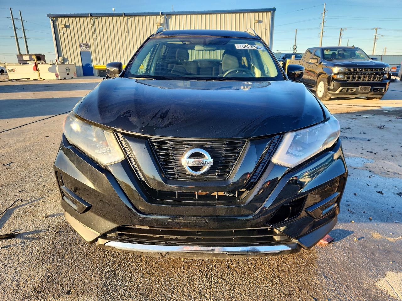 Nissan Rogue S