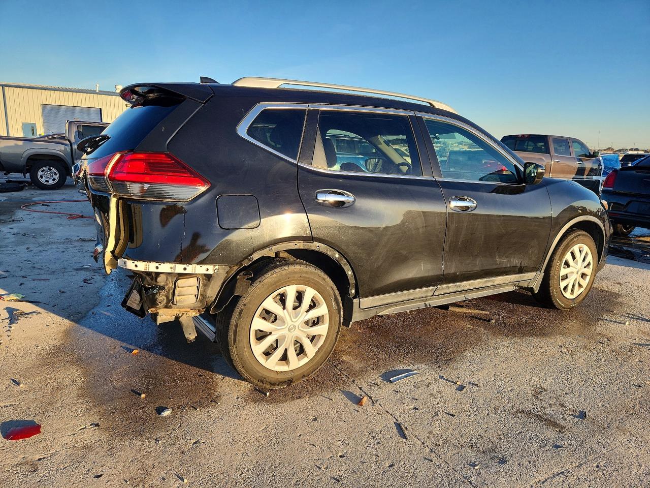 Nissan Rogue S