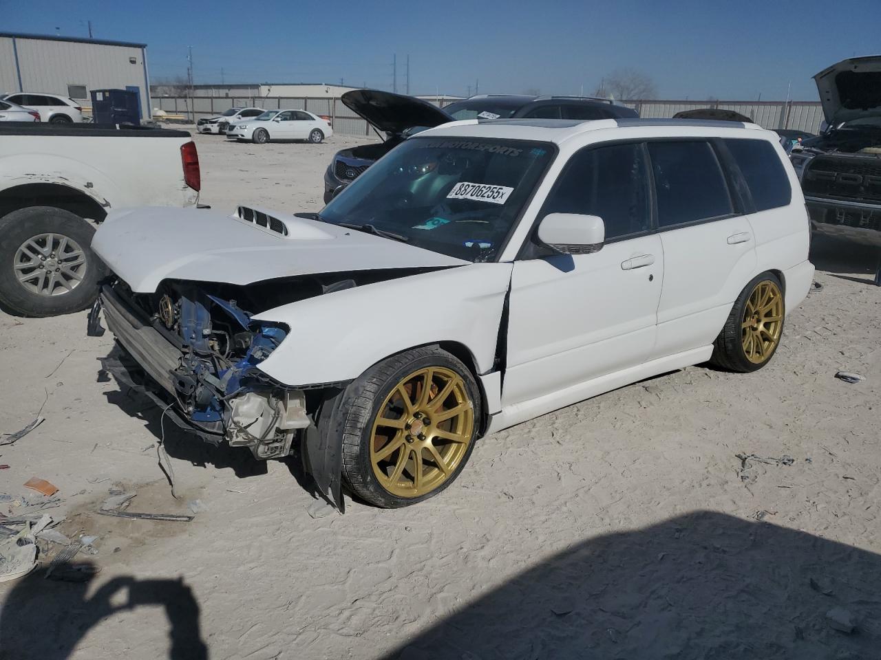 Salvage Subaru Forester Image