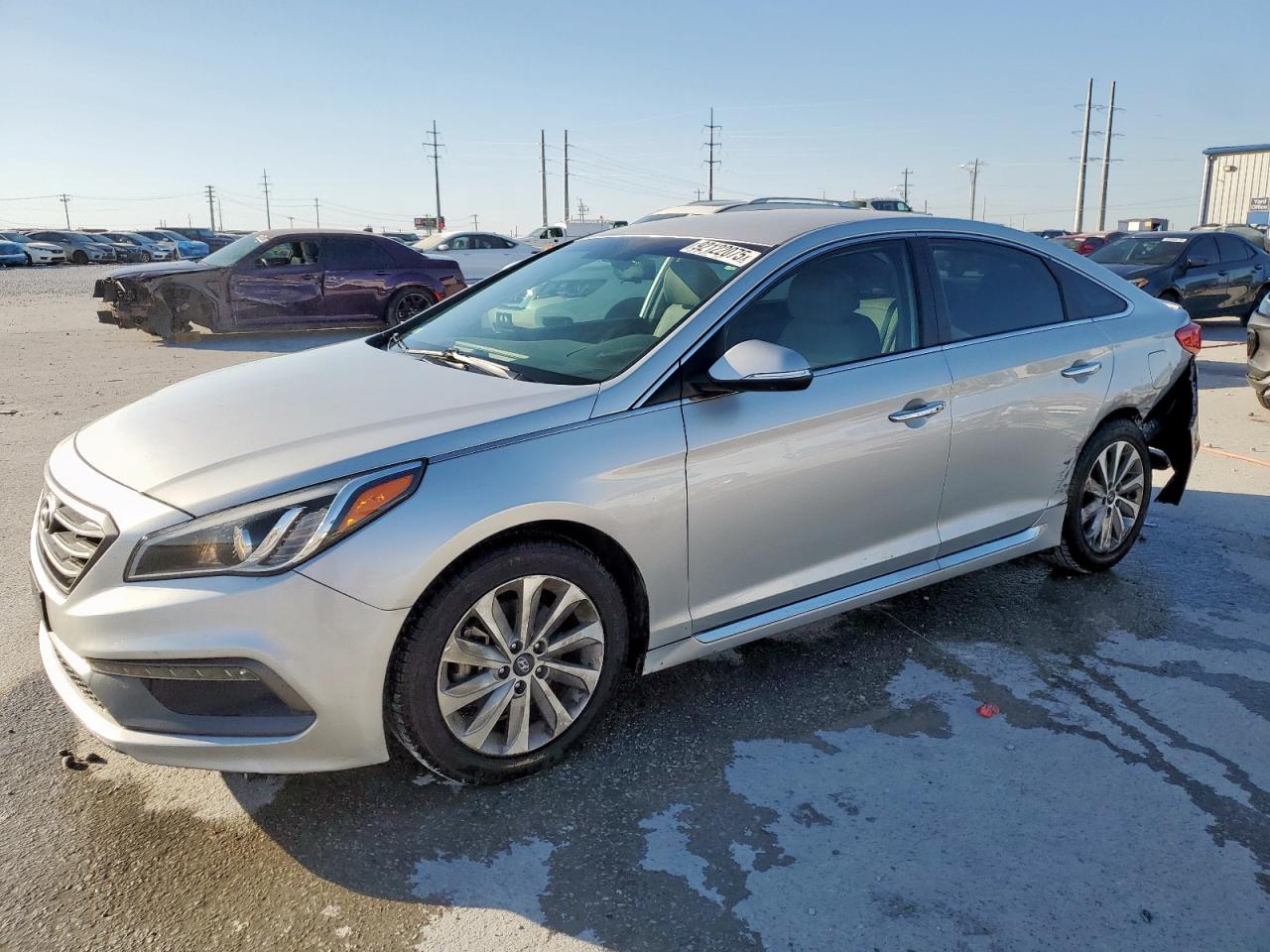 Salvage Hyundai SONATA Image