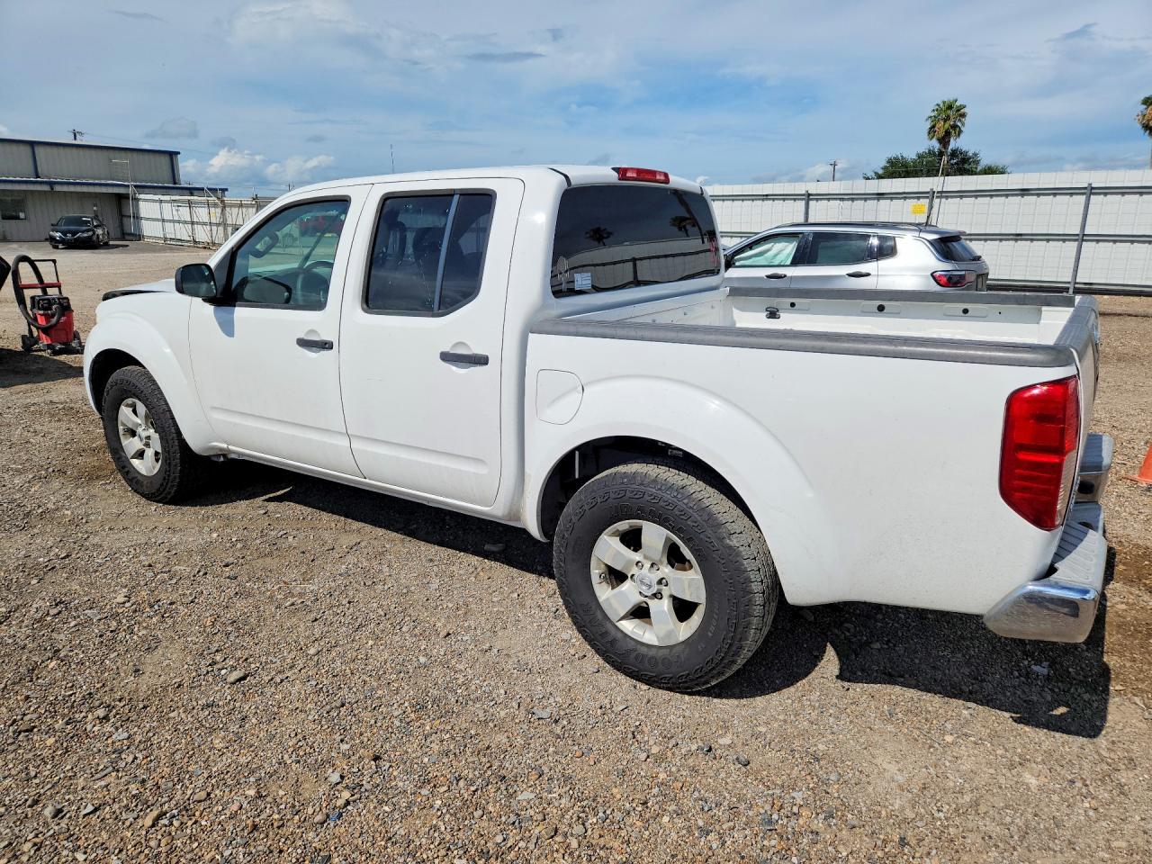 Nissan Frontier S