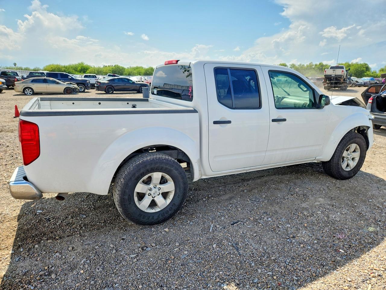 Nissan Frontier S