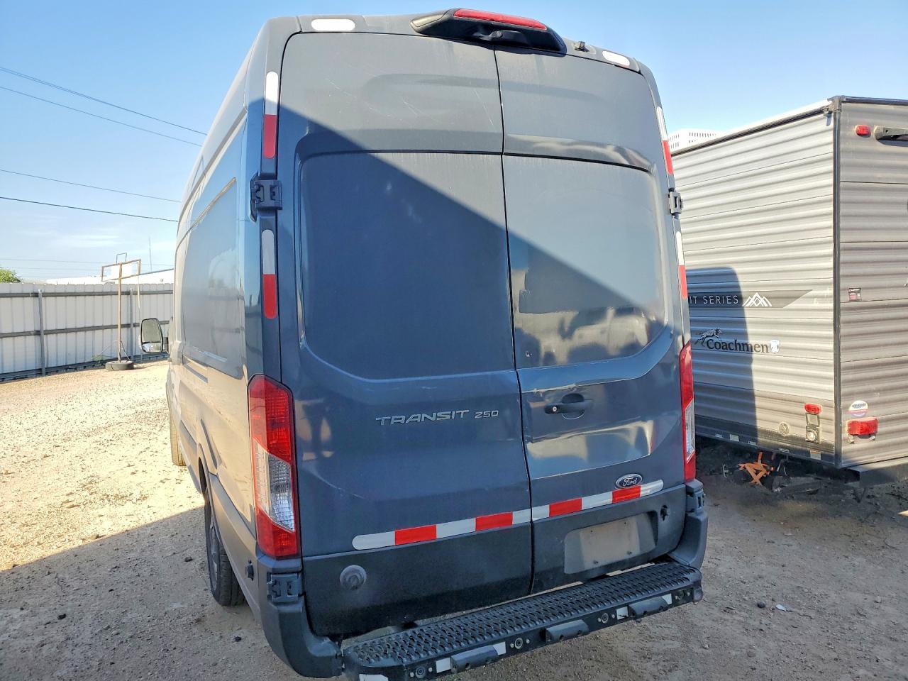 Ford Transit T-250