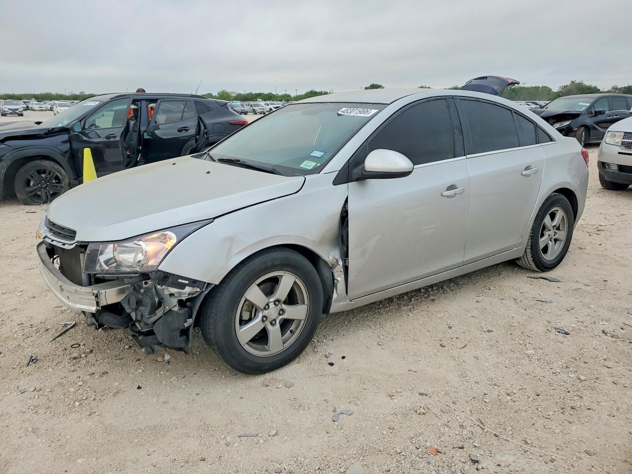 Salvage Chevrolet Cruze Image