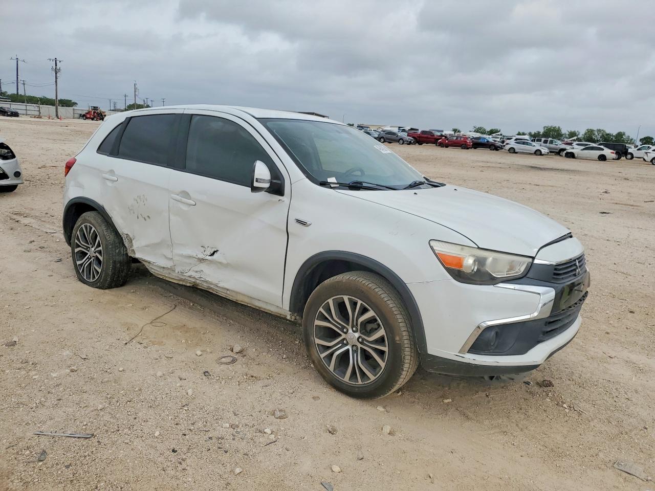 Mitsubishi Outlander Es