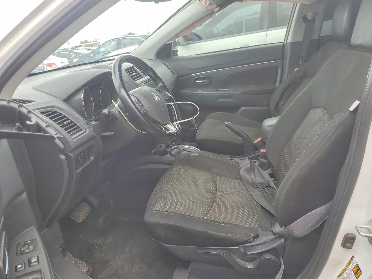 Mitsubishi Outlander Es