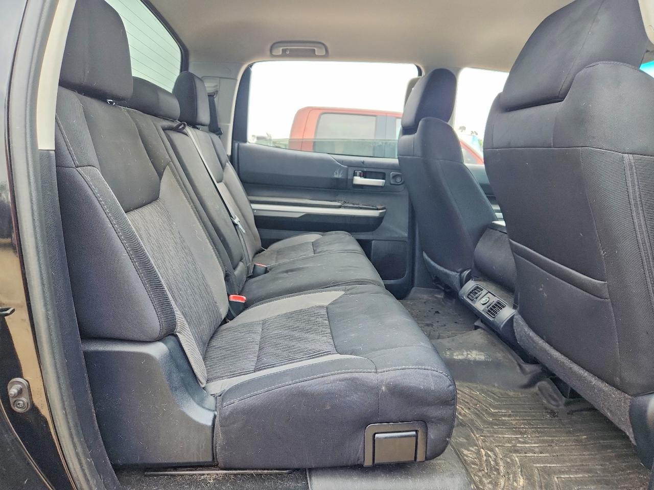 Toyota Tundra Sr5