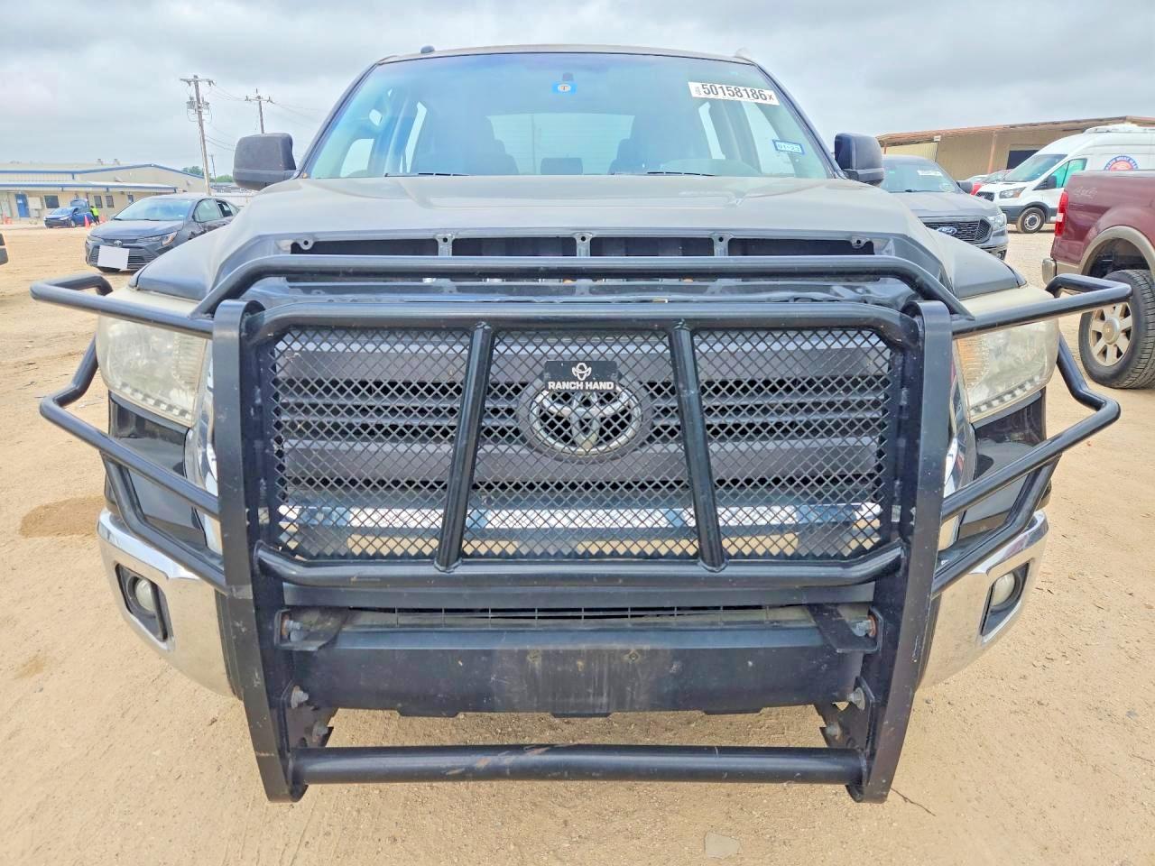 Toyota Tundra Sr5