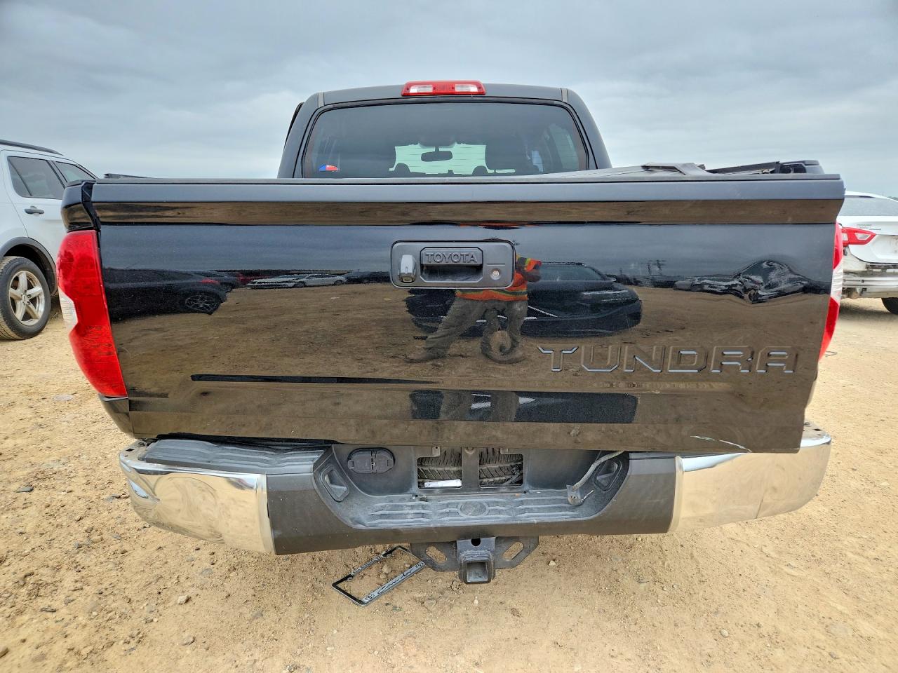 Toyota Tundra Crewmax Sr5