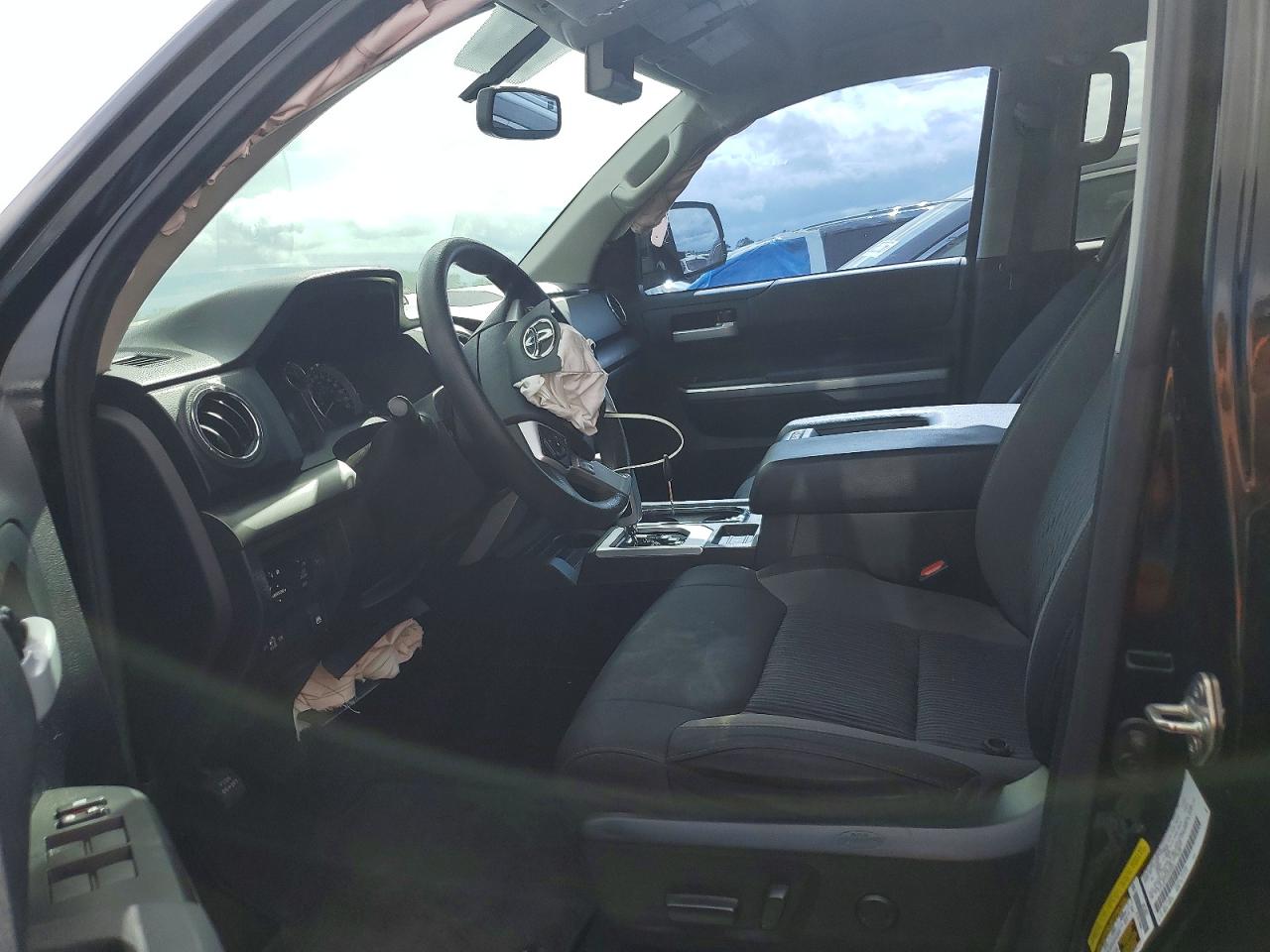 Toyota Tundra Crewmax Sr5
