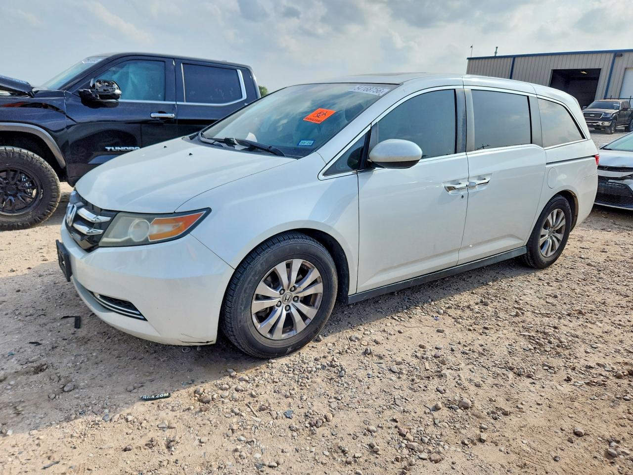 Salvage Honda Odyssey Image