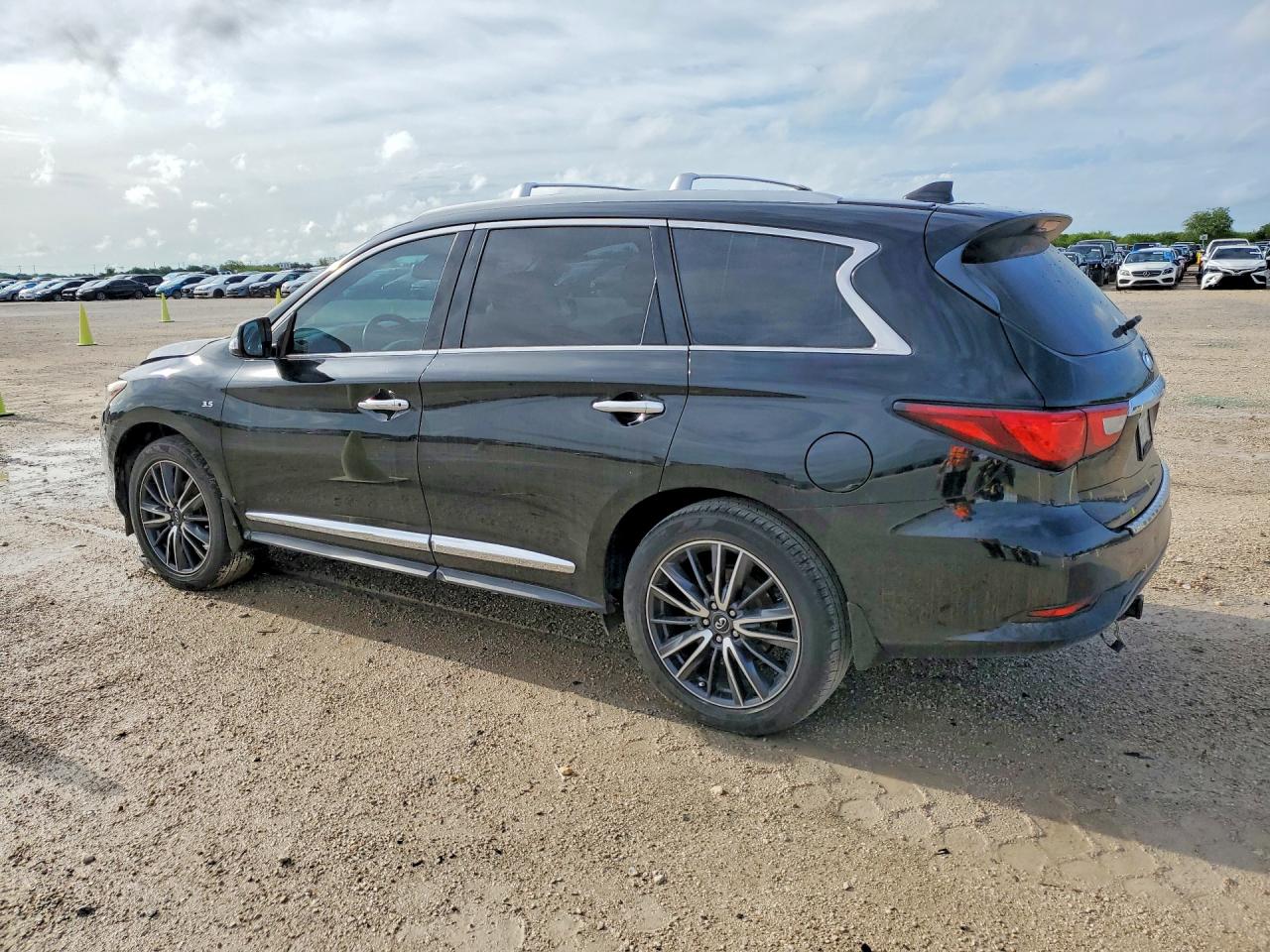 INFINITI Qx Base