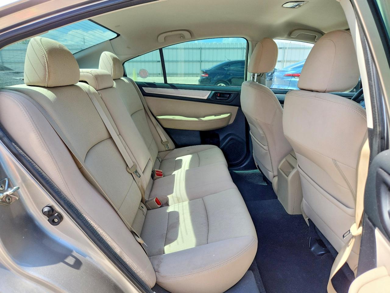 Subaru Legacy 2.5i