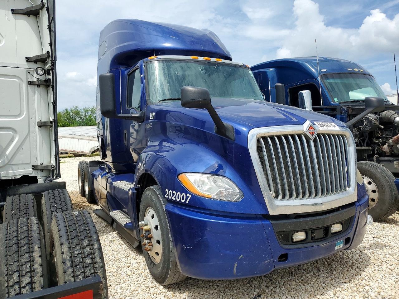 Salvage International Lt625 Image