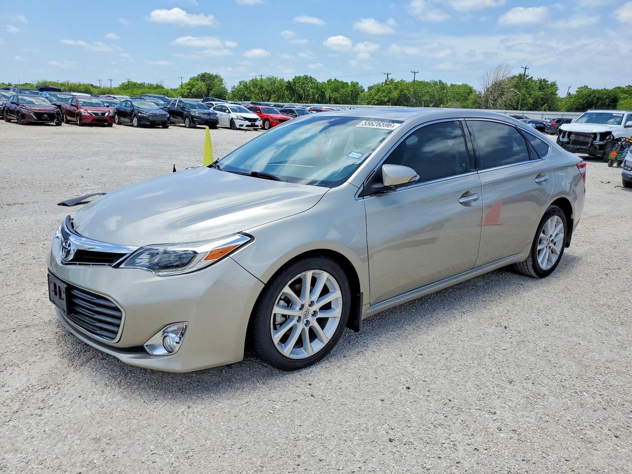 Salvage Toyota Avalon Image