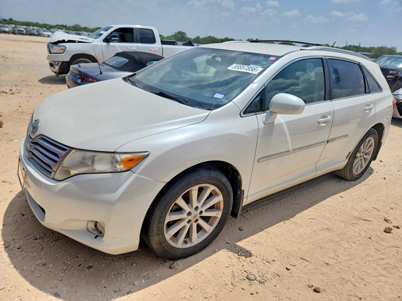 Salvage Toyota Venza Fwd Image