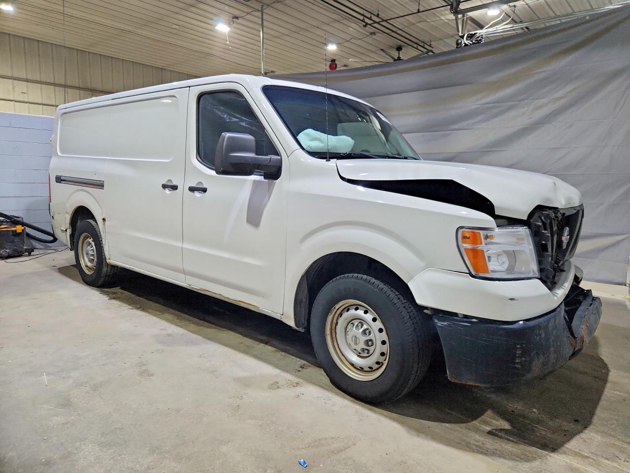 Nissan Nv 2500