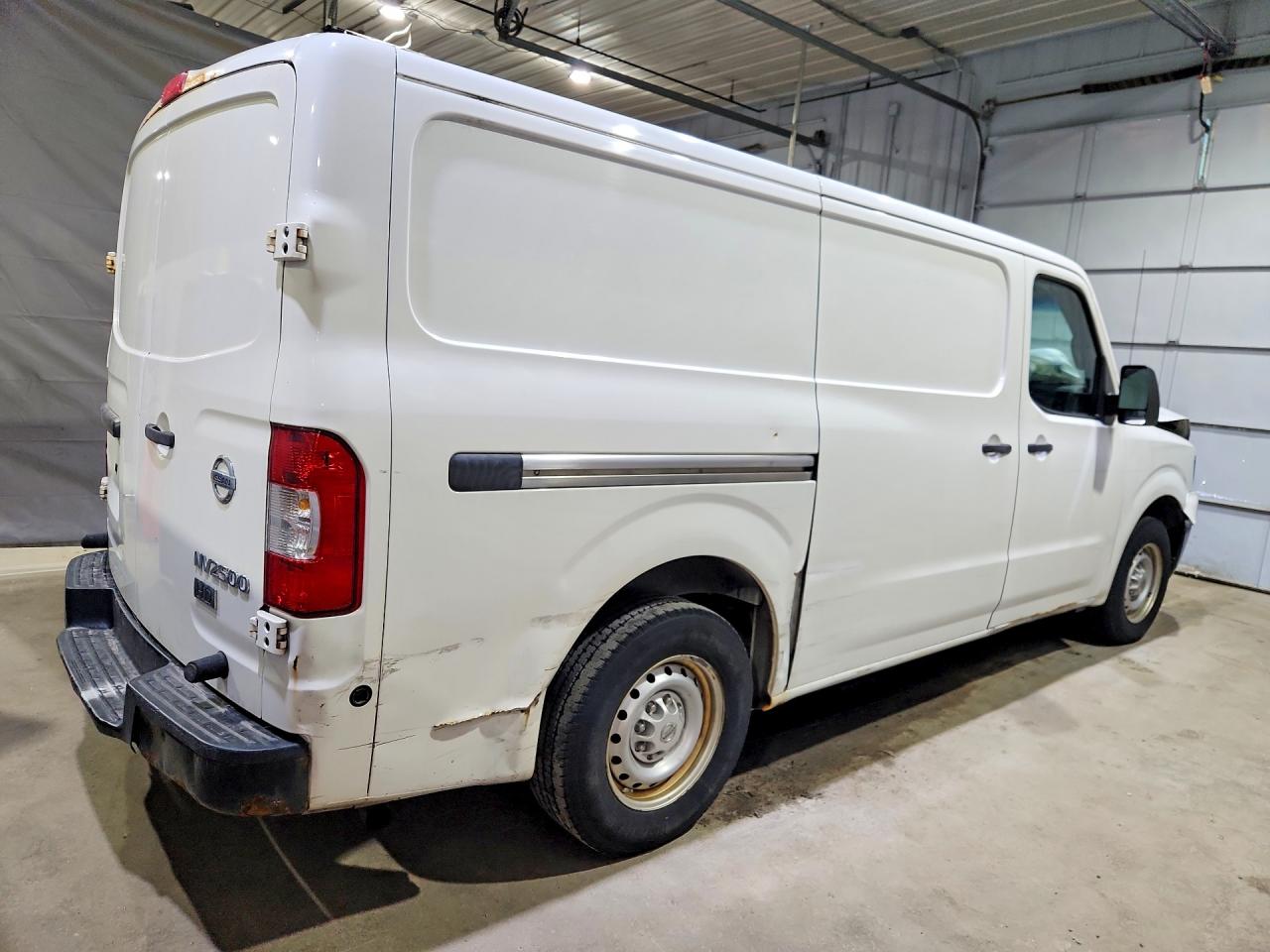 Nissan Nv 2500