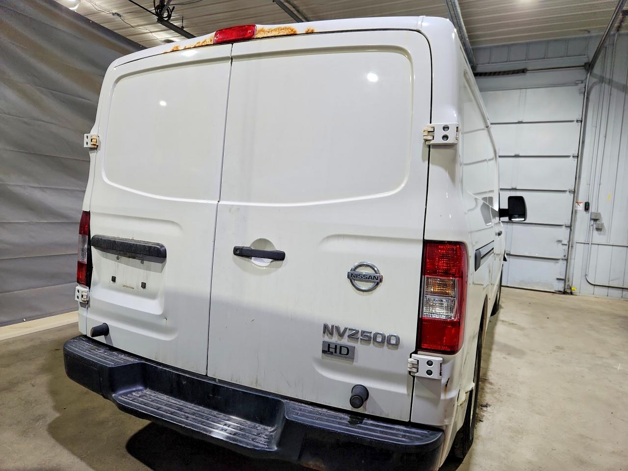 Nissan Nv 2500