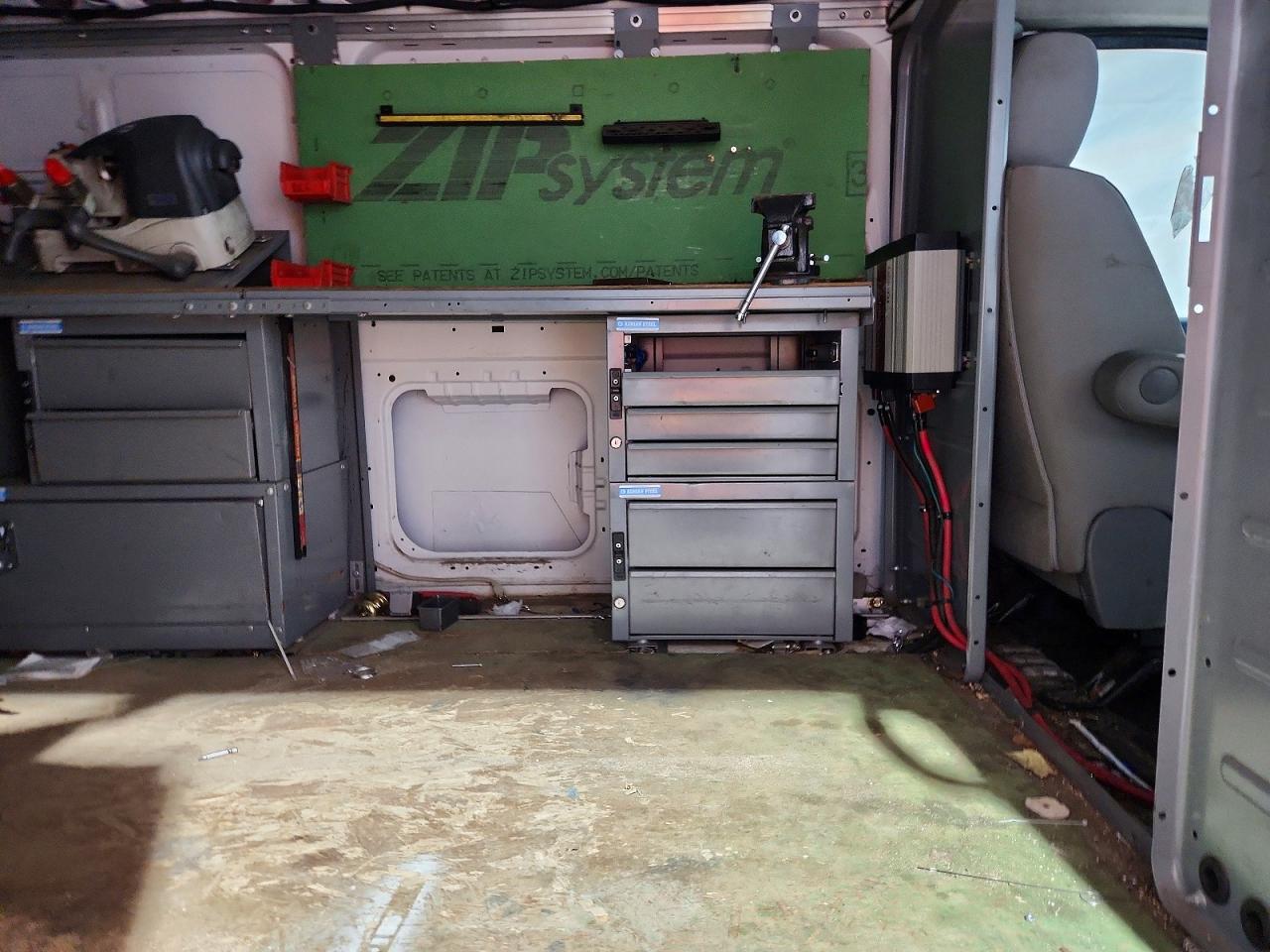 Nissan Nv 2500