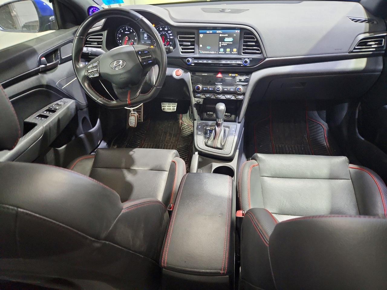 Hyundai ELANTRA Sport